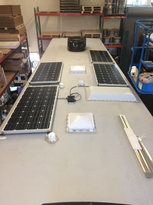 640W of solar panels