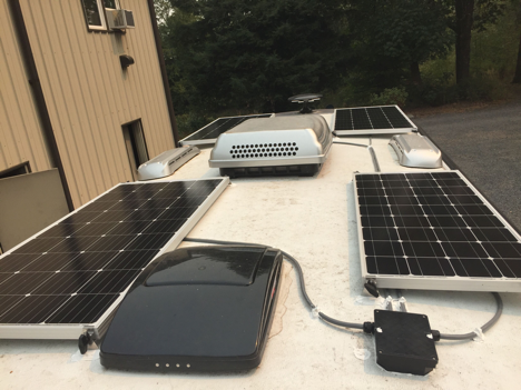 640W solar charging system