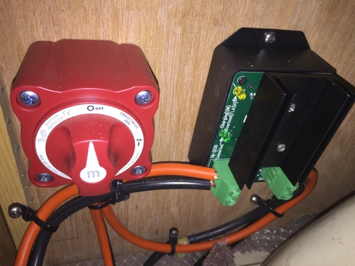 Bogart Charge controller with Master ON/OFF switch