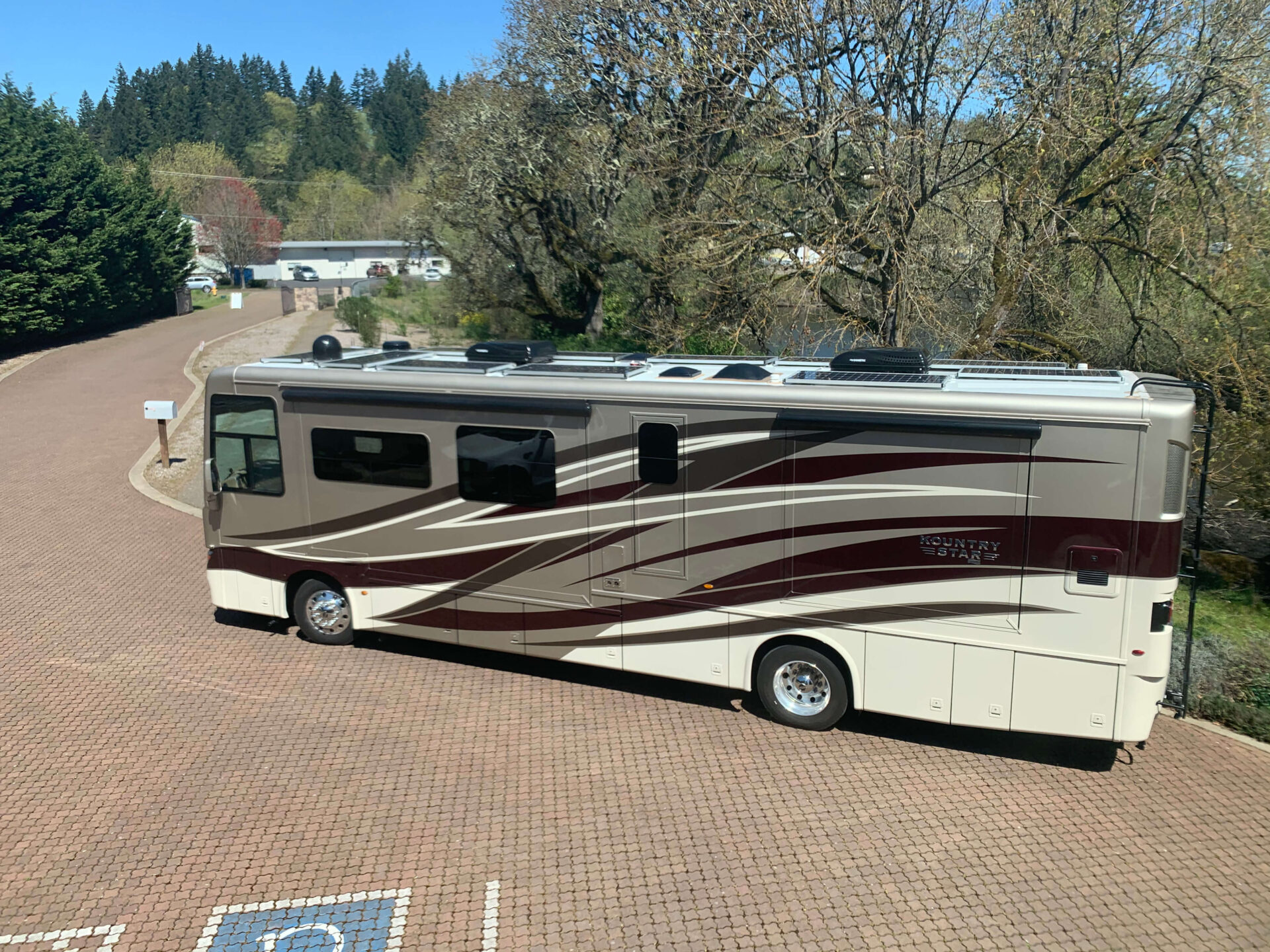 RV with solar panels installed on the top.